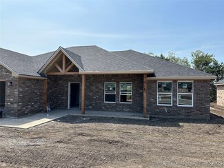 3533 Gallant Fox Ave, Durant, OK 74701