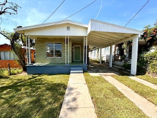 1909 E Lyon St, Laredo, TX 78043