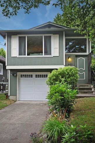 603 32nd Ave, Seattle, WA 98122
