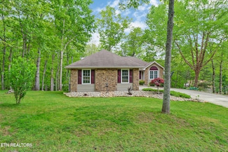 113 Burrough Ln, Crossville, TN 38558