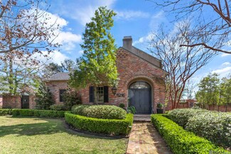 8216 Cypress Lake Dr, Baton Rouge, LA 70809