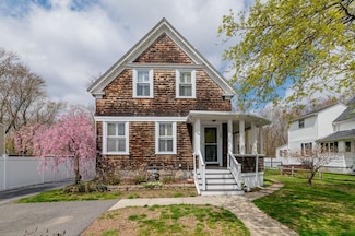 44 Custer St, Rockland, MA 02370