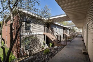 110294 Village Rd Unit 94, Chaska, MN 55318