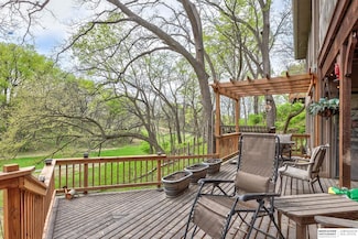 410 Martin Dr, Bellevue, NE 68005