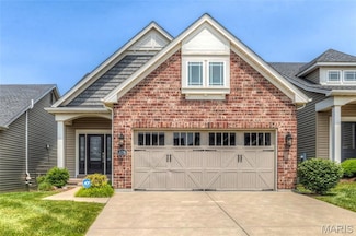 2216 Cournier St, Saint Charles, MO 63301