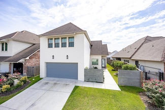 8543 Landau Dr, Baton Rouge, LA 70817
