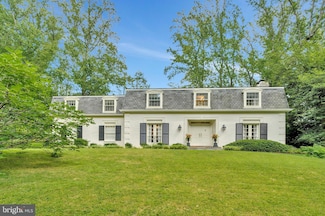 865 Merriewood Ln, McLean, VA 22102
