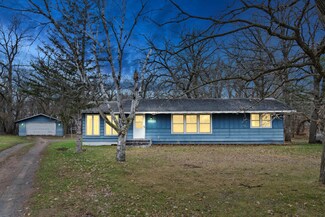 25492 Rum River Dr NW, Isanti, MN 55040