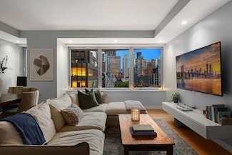 216 E 47th St Unit 12-A, New York, NY 10017