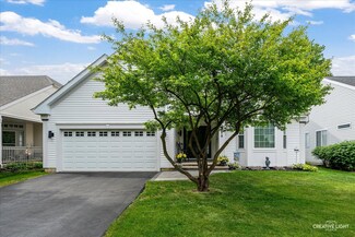 2488 Golf Trail Ct, Aurora, IL 60506