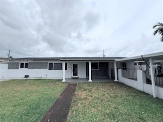 1360 W 4th Ln, Hialeah, FL 33010