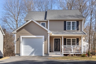 20 Farnum St, Uxbridge, MA 01569