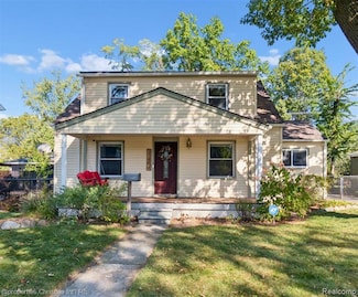 33494 Brown St, Garden City, MI 48135