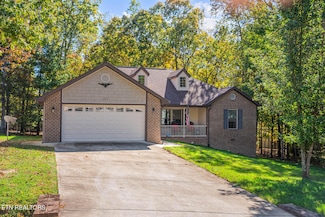 157 Exeter Dr, Crossville, TN 38558