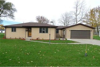 824 W Jackson St, Paulding, OH 45879