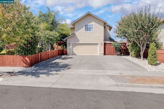 1795 Walnut Creek Dr, Santa Rosa, CA 95403