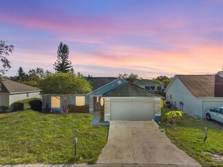 525 Terranova Cir, Winter Haven, FL 33884