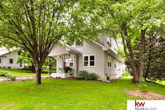 2031 N 62nd St, Omaha, NE 68104