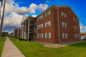 4410 W 111th St Unit 201, Oak Lawn, IL 60453