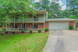 9 Wellington Ct, Little Rock, AR 72227
