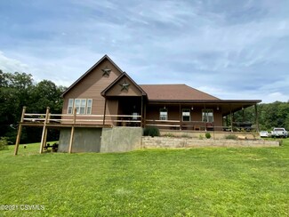 59 Nancy Ln, New Columbia, PA 17856