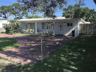 112 Milton St, Lantana, FL 33462