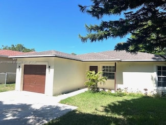1574 NW 7th Ln, Pompano Beach, FL 33060