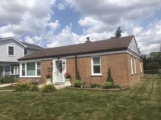 2639 Reuter St, Franklin Park, IL 60131