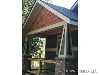 8 Parkside Place, Asheville, NC 28804