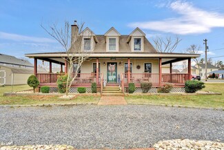 237 Madison Ave, Bayville, NJ 08721