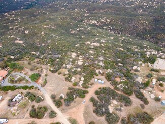 2096 Via Laura, Jamul, CA 91935