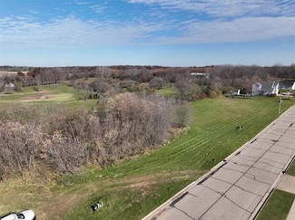 112 Pine Tree Ln, Darien, WI 53114
