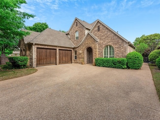3605 Regents Park Ct, Arlington, TX 76017