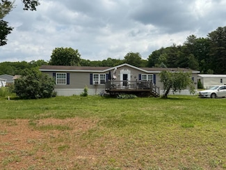 52 Oak Ln, Gloversville, NY 12078