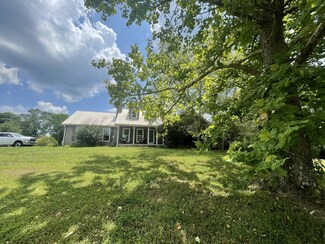 6731 Willow Spring Rd, Lyles, TN 37098