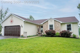 4152 Emily Ct, Howell, MI 48843