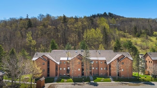 55 Alpine Dr Unit 305, Killington, VT 05751