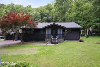 522 Sutton Creek Rd, Harding, PA 18643