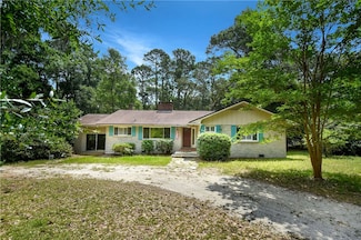 106 Dodge Rd, Saint Simons Island, GA 31522