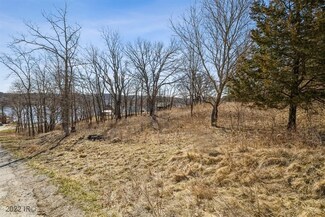 8136, 8138 Kola St, Dexter, IA 50070