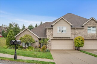 156 Rifgon Dr, Canonsburg, PA 15317