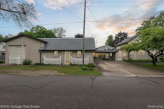 301 N Church St, Byron, MI 48418