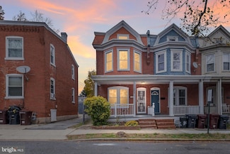 305 1/2 W 19th St, Wilmington, DE 19802