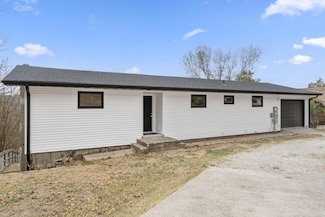 504 W Hensley St, Branson, MO 65616
