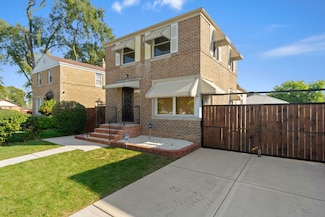 12305 S Elizabeth St, Calumet Park, IL 60827
