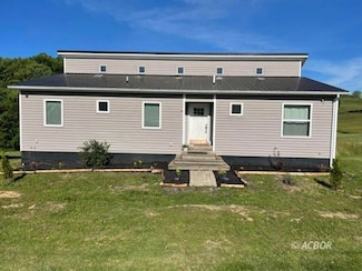 15393 Shade Rd, Guysville, OH 45735