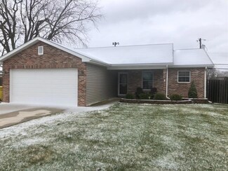 536 S Broad St, Griffith, IN 46319