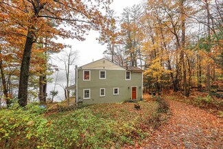 11 Hummingbird Ln, Hillsborough, NH 03244