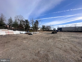 4100 Laurel Rd, Temple Hills, MD 20748