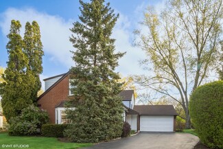 1910 N Sioux Ln, Mount Prospect, IL 60056